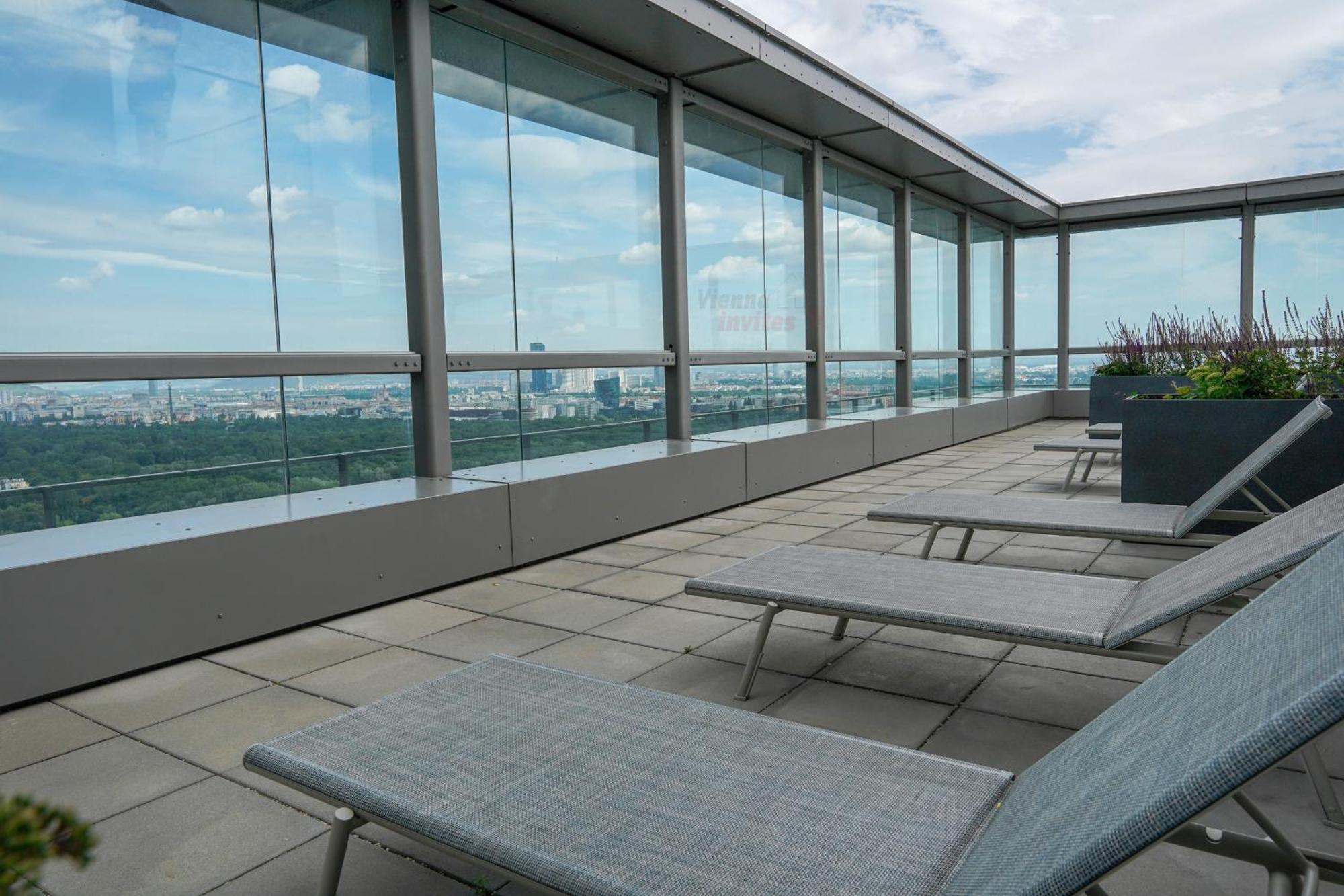 Apartmán Triiiple 7heaven - Amazing View On Floor With Rooftop Pool *
