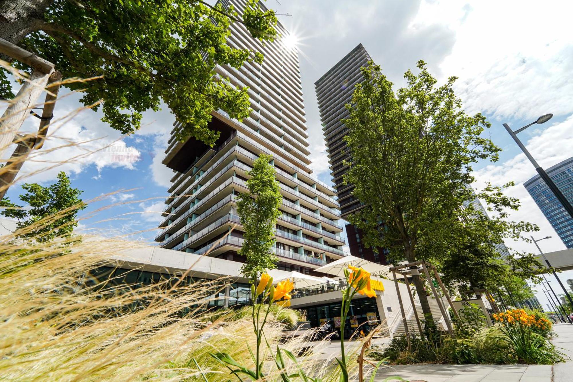 Triiiple 7heaven - Amazing View On Floor With Rooftop Pool Apartmán *