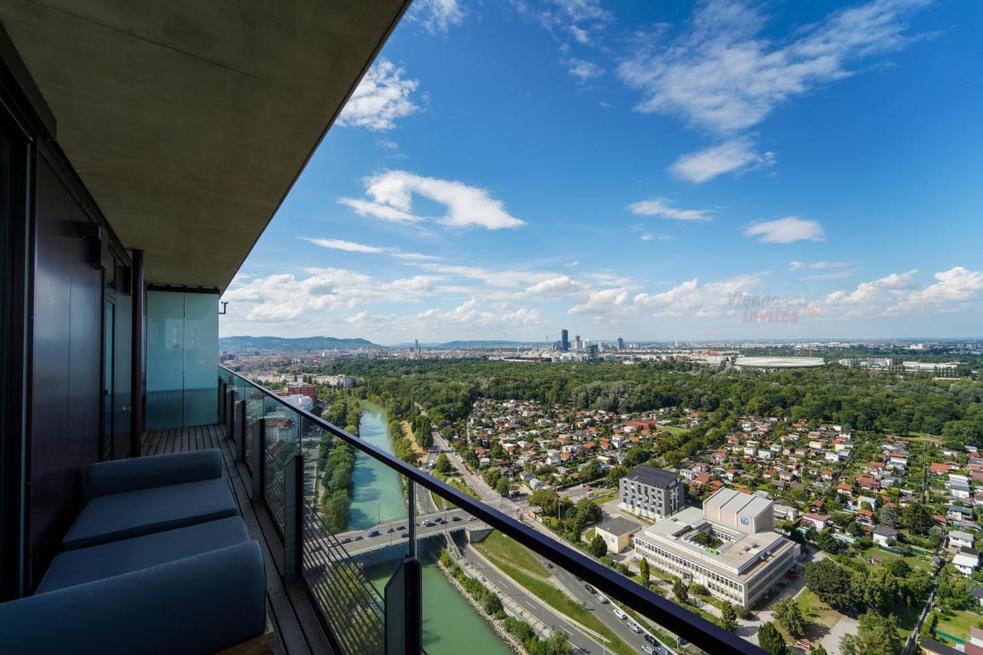 Triiiple 7heaven - Amazing View On Floor With Rooftop Pool